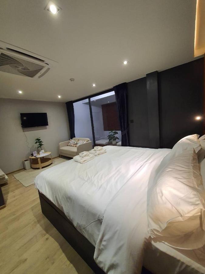 The Nhorm Hotel Ratchada Bangkok Eksteriør bilde