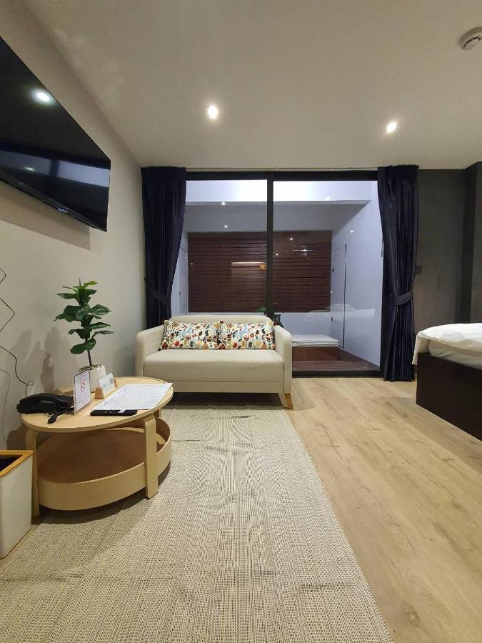 The Nhorm Hotel Ratchada Bangkok Eksteriør bilde